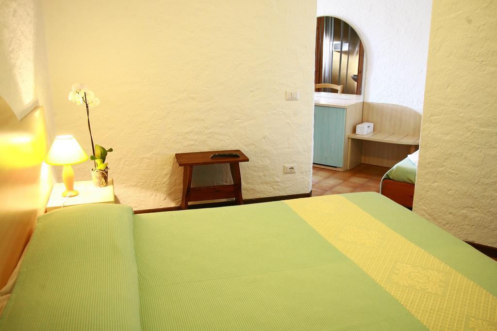 Hotel Mare Blue Ольбия Экстерьер фото